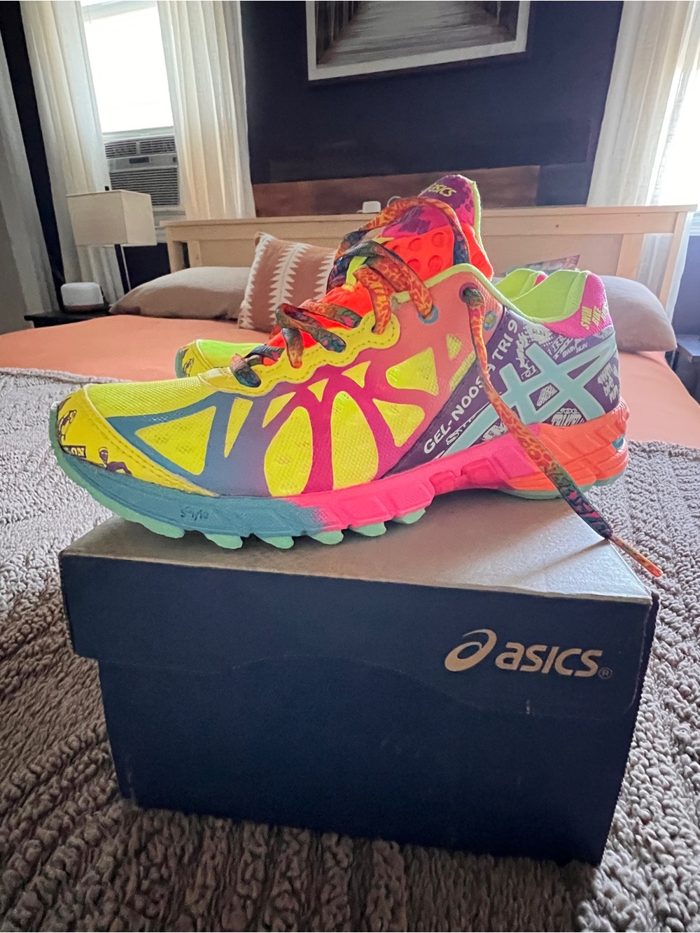 ASICS Gel-Noosa Tri 9. Women’s Size 6. NWT - Picture 2 of 3